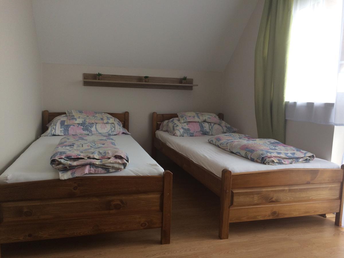 Szaloky Apartmanhaz Gyenesdiás Εξωτερικό φωτογραφία